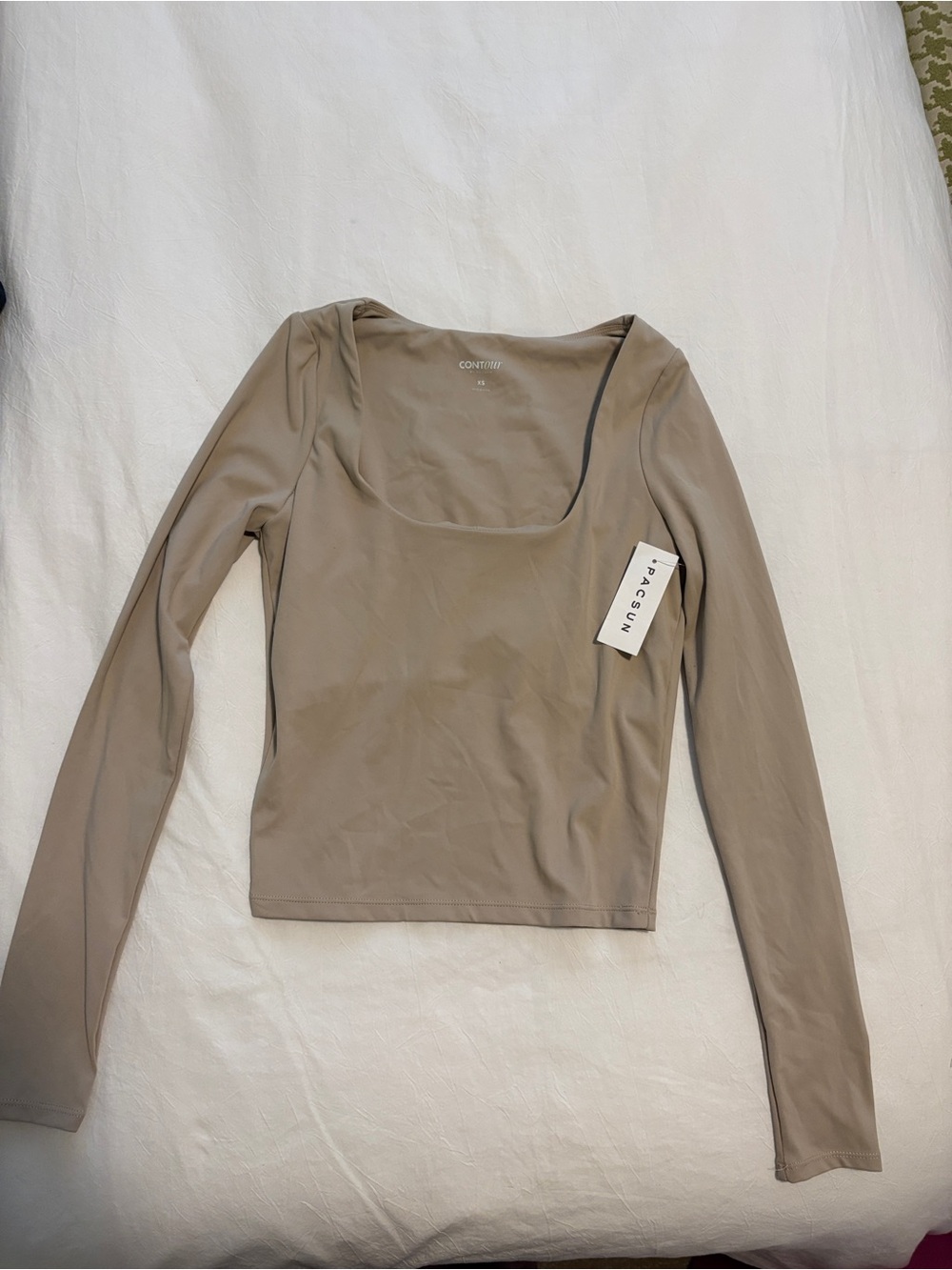 PacSun Long Sleeve Scoop Neck Top in Taupe